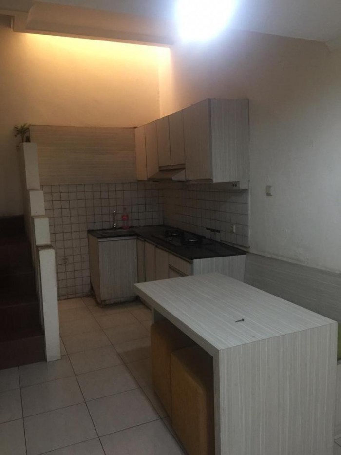 Disewakan rumah di Acacia Lippo Cikarang